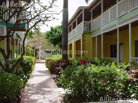 Grand Pineapple Beach Resort 32